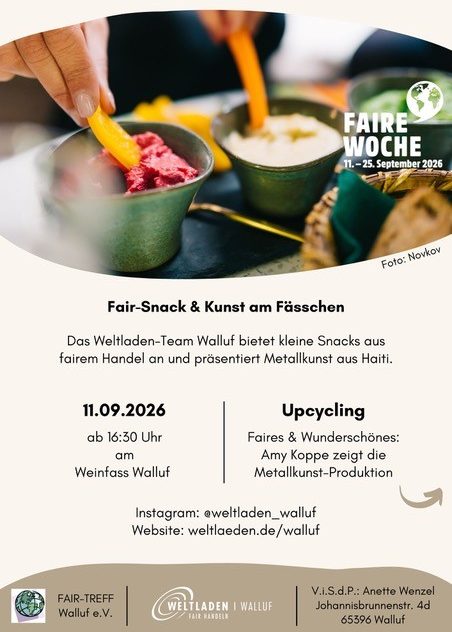 Plakat über Ostafrika mit Informationen zu Handel, Wildlife und einem großen Sonnenmotiv.